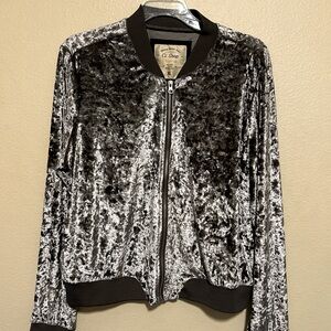 Chic Crushed Velvet Bomber Jacket - Silver Gray
